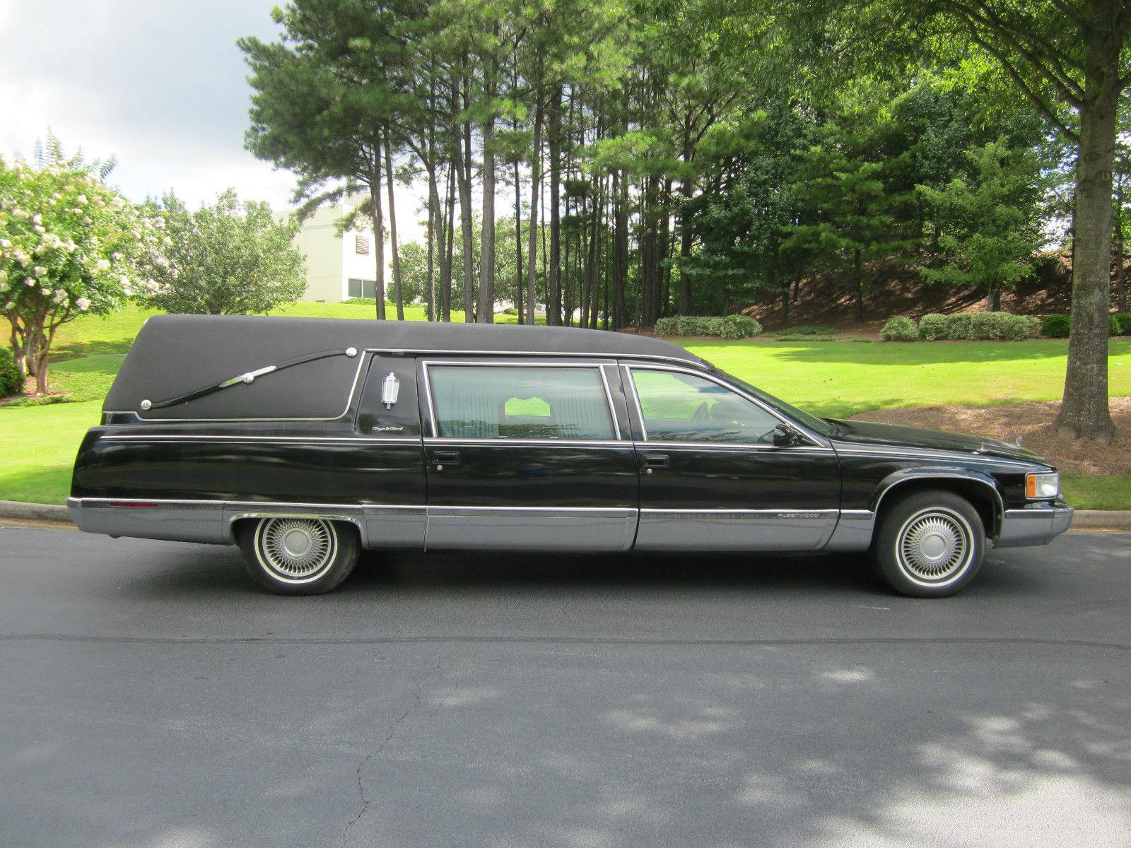 Cadillac Hearse 1999