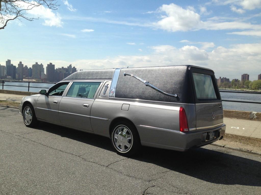 2007 Cadillac Heritage Hearse by Federal Coach