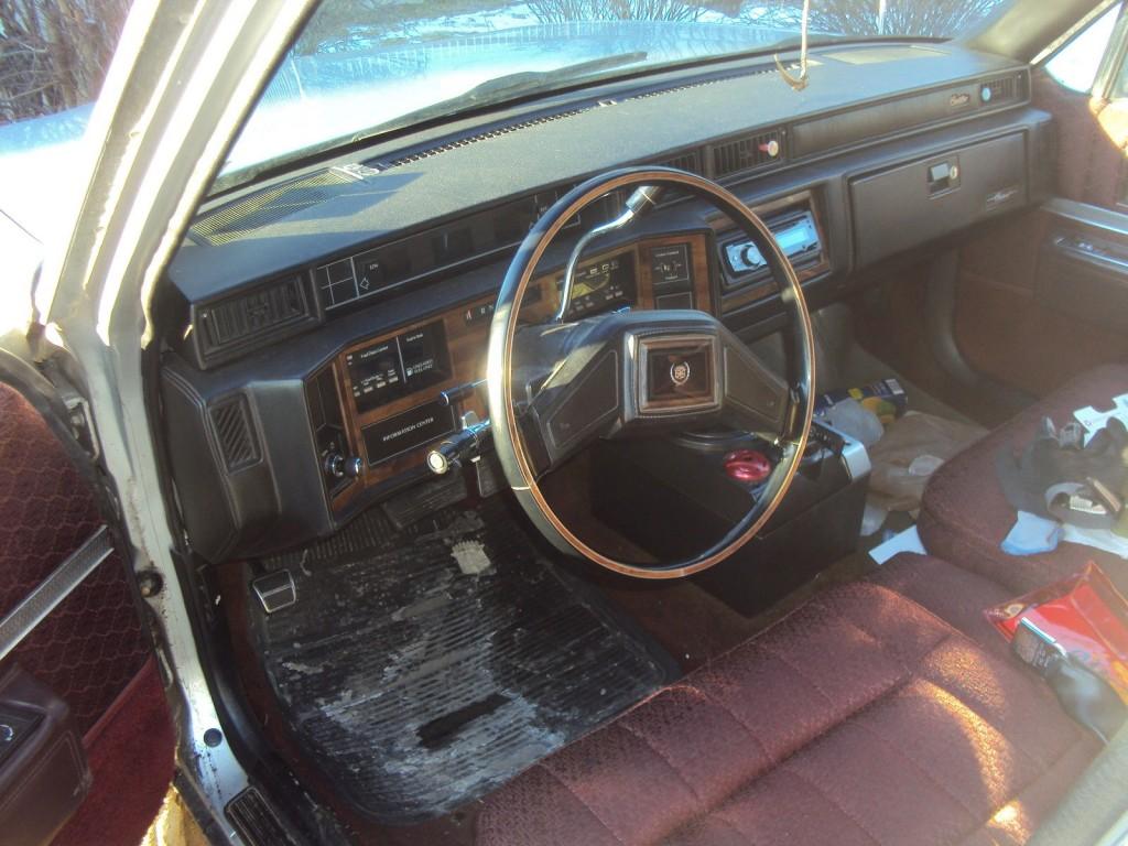 1988 Cadillac Superior Fleetwood Hearse