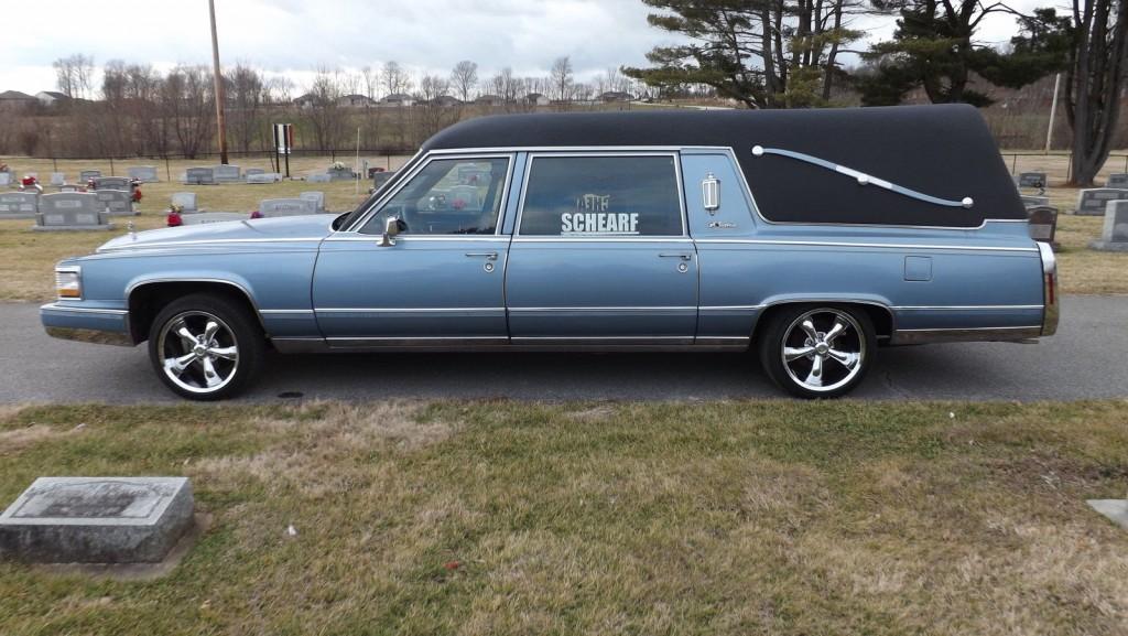 1992 Cadillac Fleetwood S&S Hearse Funeral Coach Excellent Condition