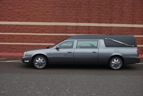 2002 Cadillac Deville Hearse Funeral Coach for sale