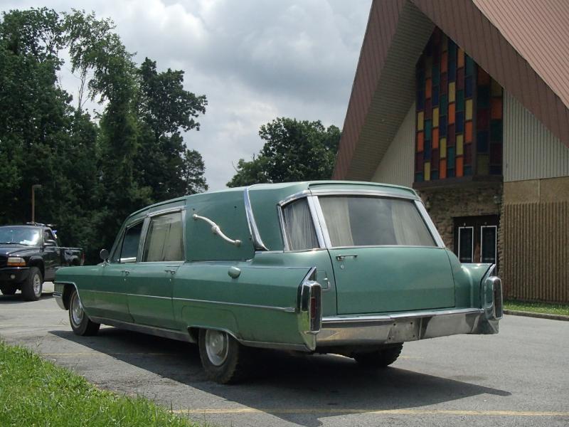 1965 Cadillac Fleetwood Superior Crown Soverign Hearse