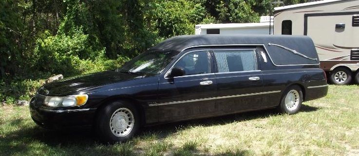 Freshly retired 2000 Lincoln Town Car Hearse