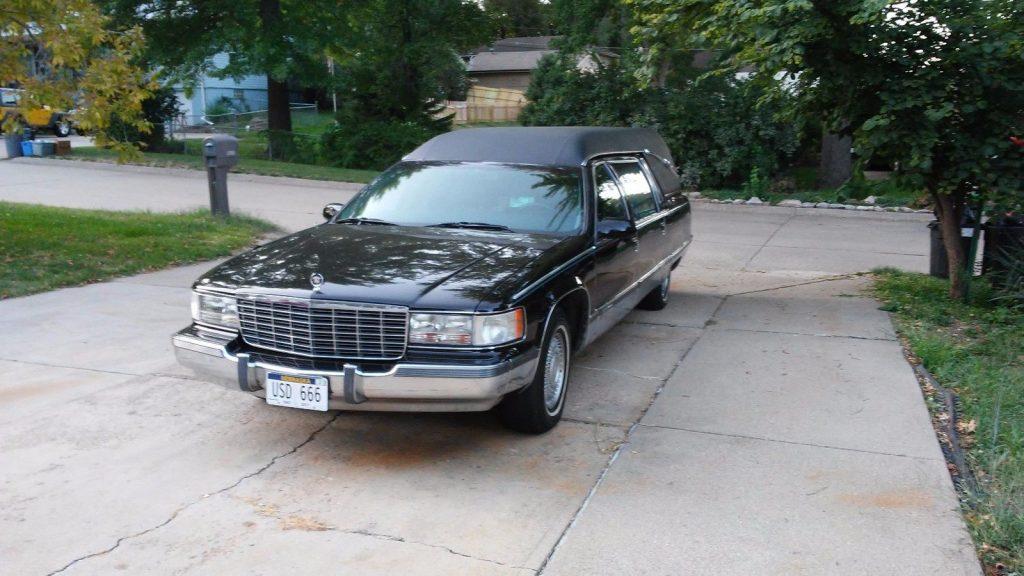 never abused 1996 Cadillac Fleetwood Superior hearse