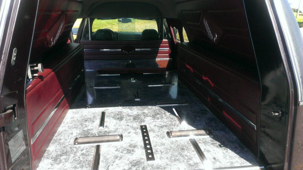 clean 2003 Cadillac Deville Superior hearse