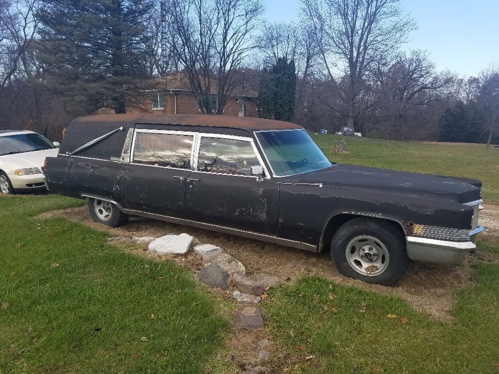 needs work 1970 Cadillac DeVille hearse for sale