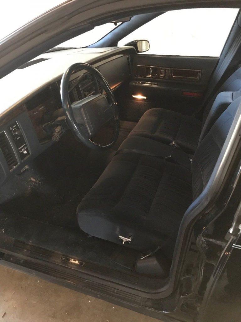 runs good 1993 Cadillac hearse