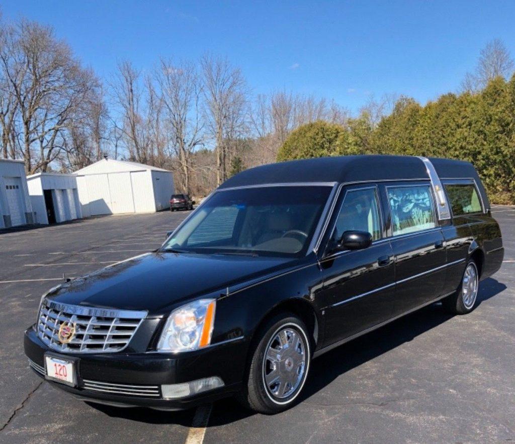 well maintained 2007 Cadillac DTS S&S Hearse