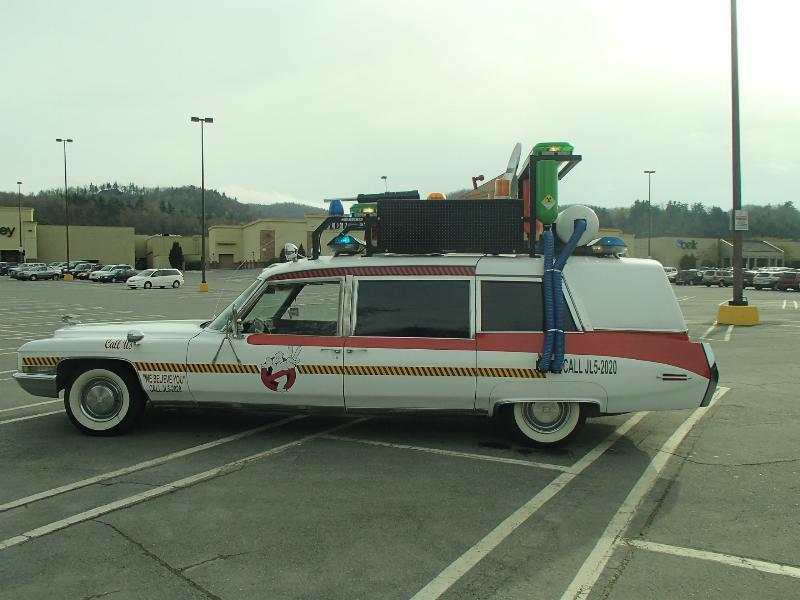 Ghostbusters 1971 Cadillac Fleetwood hearse