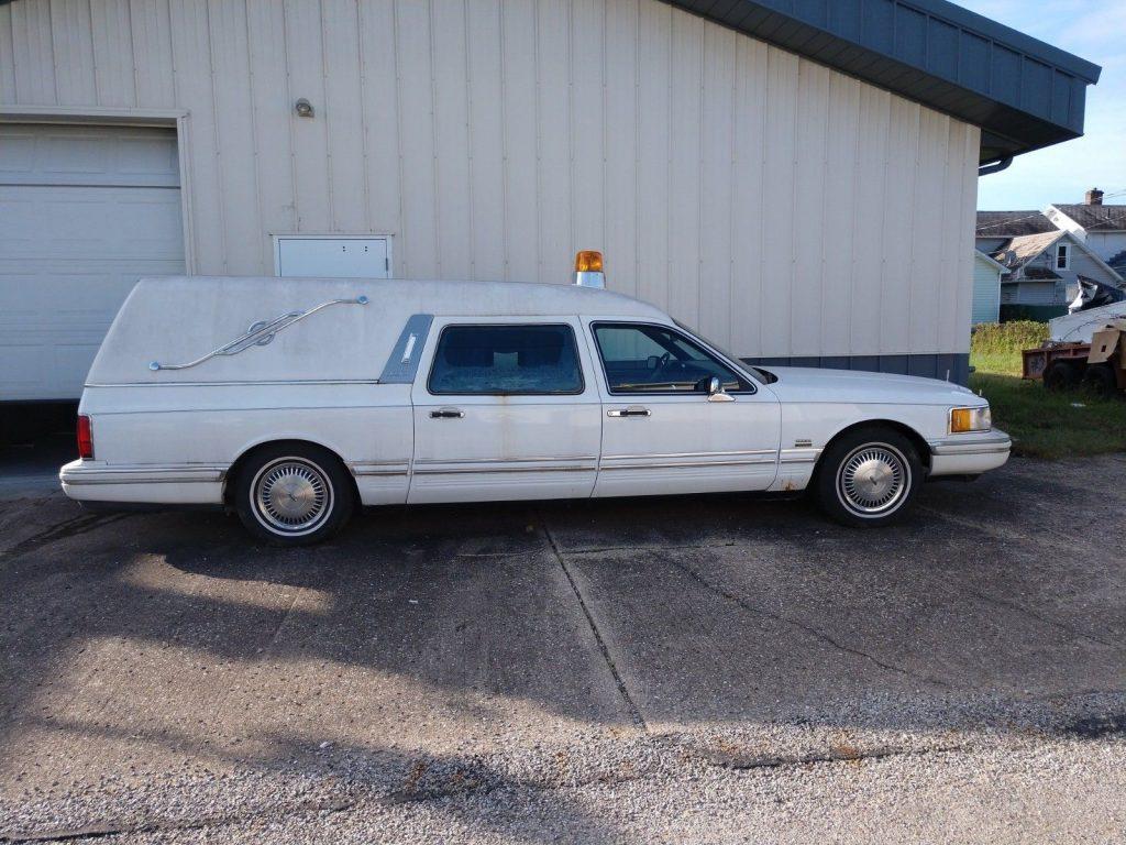 solid 1991 Lincoln Town Car Executive hearse