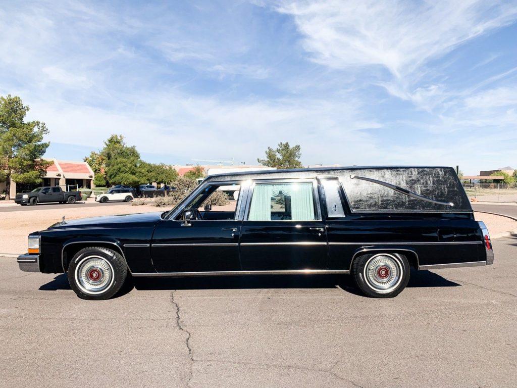 extremely clean 1980 Cadillac Deville Superior Hearse
