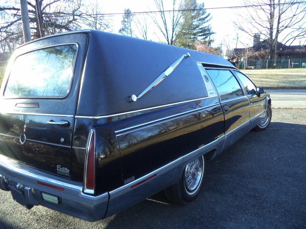 great shape 1993 Cadillac Eureka hearse
