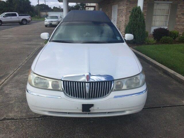 low miles 1998 Lincoln Town Car hearse