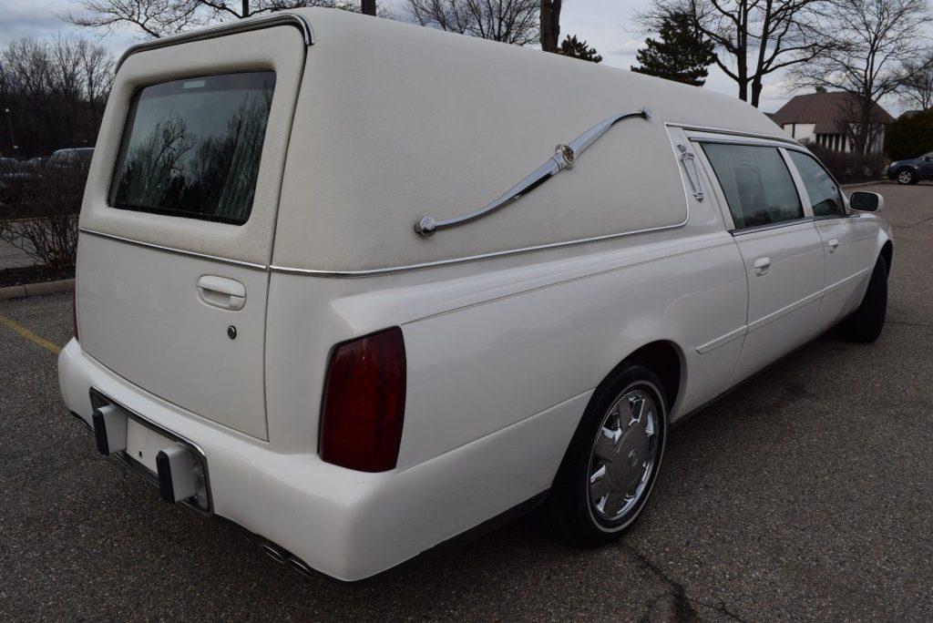 smooth running 2004 Cadillac Deville Hearse