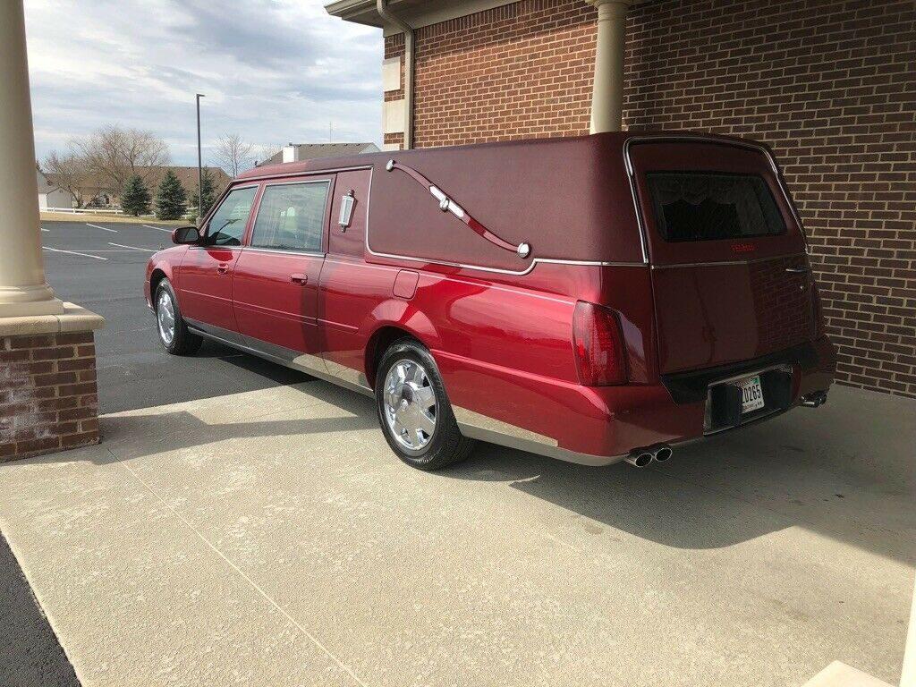top of the line 2004 Cadillac Deville Victorian hearse