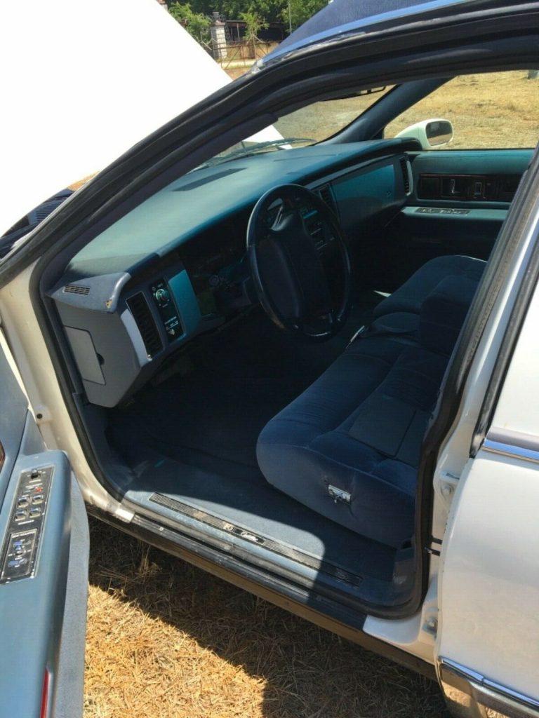 well serviced 1994 Cadillac Federal Landau LT1 Hearse