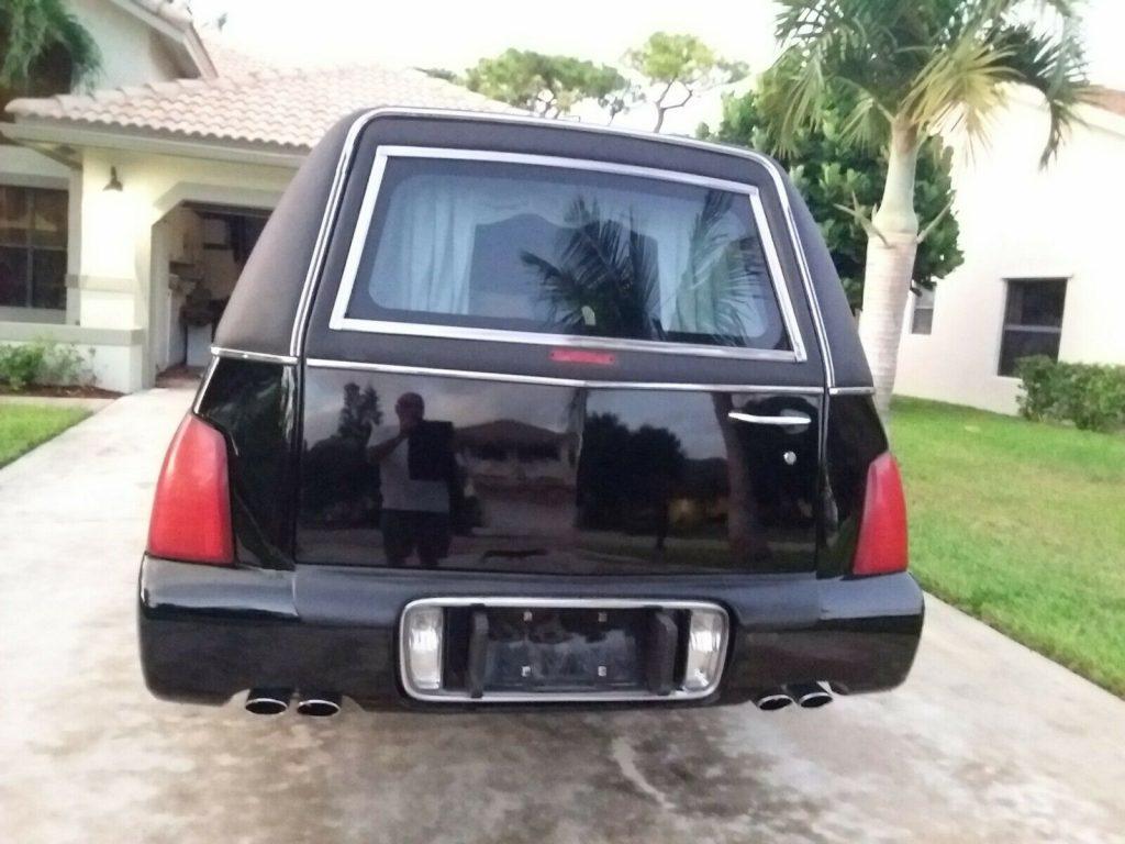 low miles 2003 Cadillac Deville Sayers SCOVILLE hearse