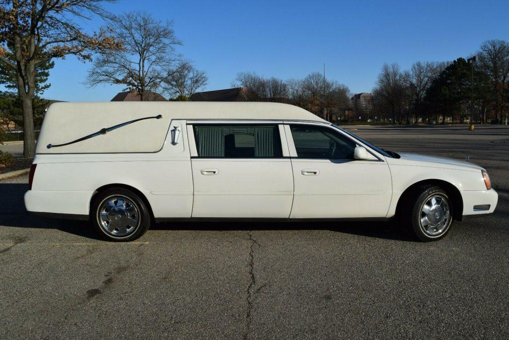 low miles 2004 Cadillac Deville Commercial Chassis Hearse