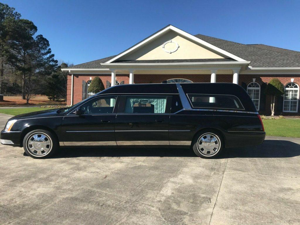 low miles 2010 Cadillac Commercial Chassis hearse