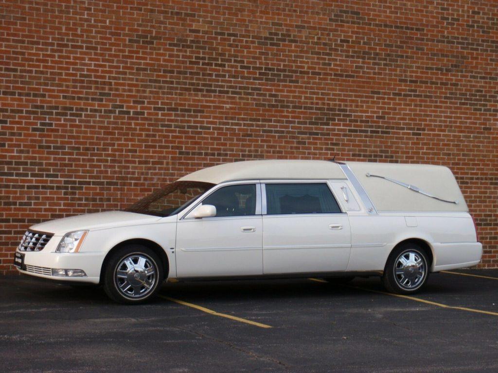 very nice 2007 Cadillac DTS Funeral Hearse