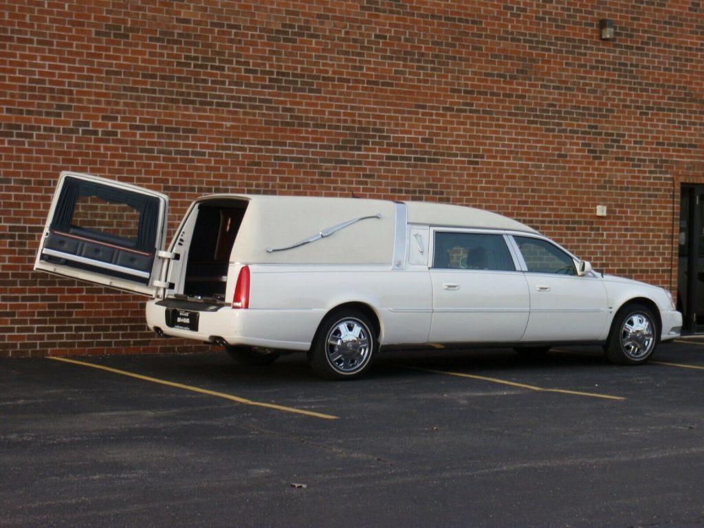 very nice 2007 Cadillac DTS Funeral Hearse