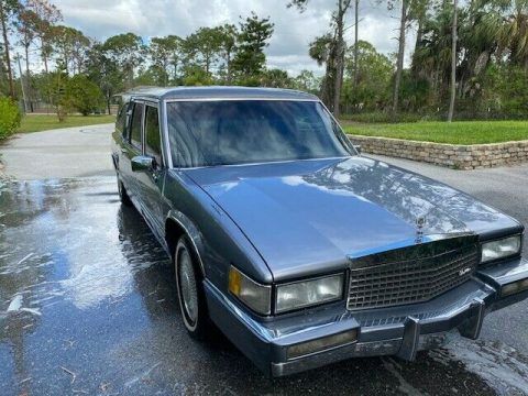 nice 1990 Cadillac Fleetwood hearse for sale