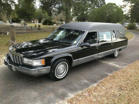 great shape 1996 Cadillac Fleetwood S&amp;S Masterpiece hearse for sale