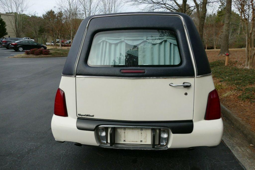 minor issues 2005 Cadillac S&S Masterpiece Hearse