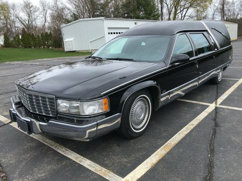 excellent 1996 Cadillac Fleetwood Hearse for sale