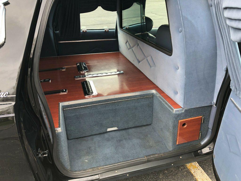 excellent 1996 Cadillac Fleetwood Hearse