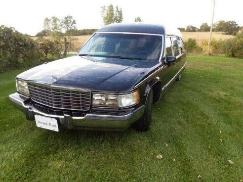 great looking 1994 Cadillac Fleetwood S&amp;S Masterpiece hearse for sale