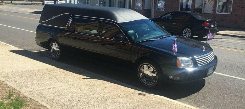minor dents 2004 Cadillac Commercial Chassis Hearse