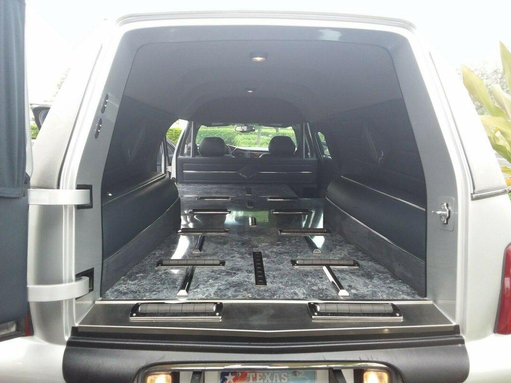 low miles 2005 Cadillac Commercial Chassis hearse