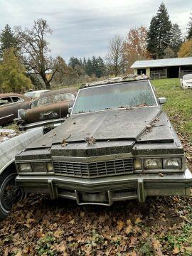 needs tlc 1977 Cadillac Hearse black for sale