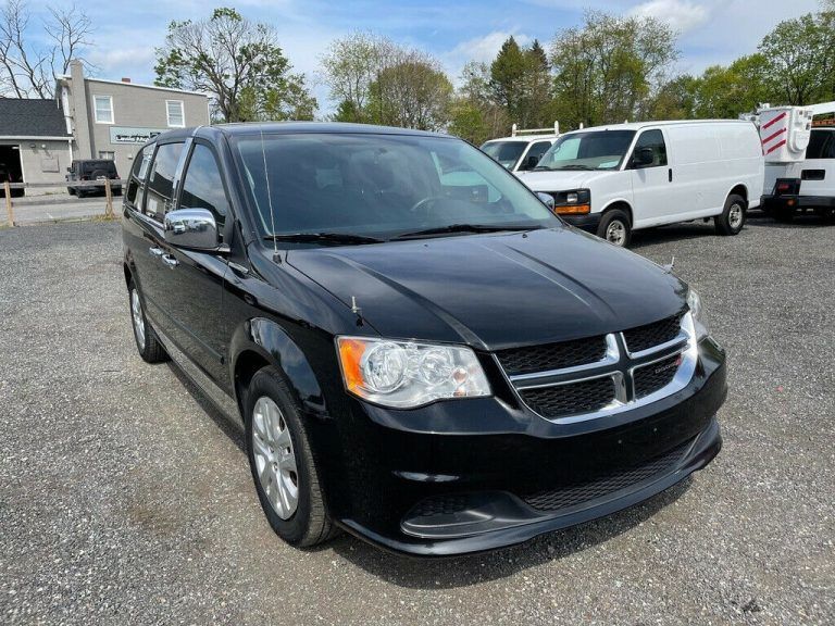 2016 Dodge Grand Caravan SE hearse [extremely clean] for sale