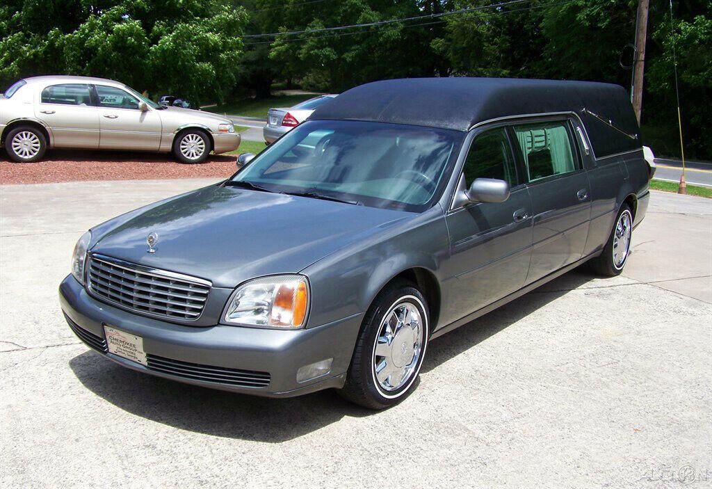 2000 Cadillac Deville Hearse [just out of service]
