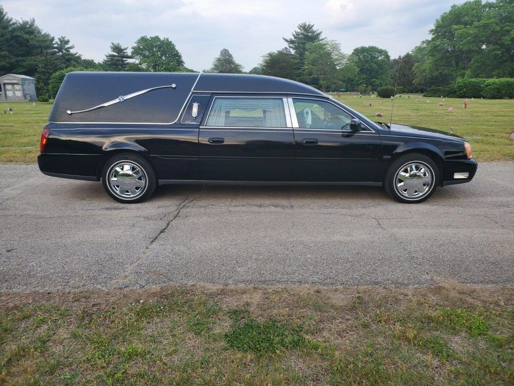 2000 Cadillac DeVille Eagle Hearse [meticulously maintained]