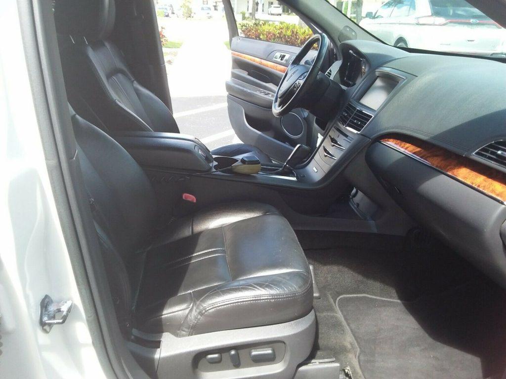 2013 Lincoln Hearse [serviced with no issues]