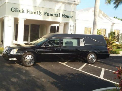 2006 Cadillac Superior hearse [excellent shape] for sale