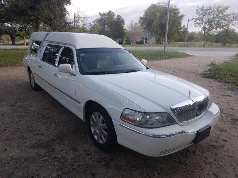 2003 Lincoln Town Car Hearse [freshly serviced] for sale