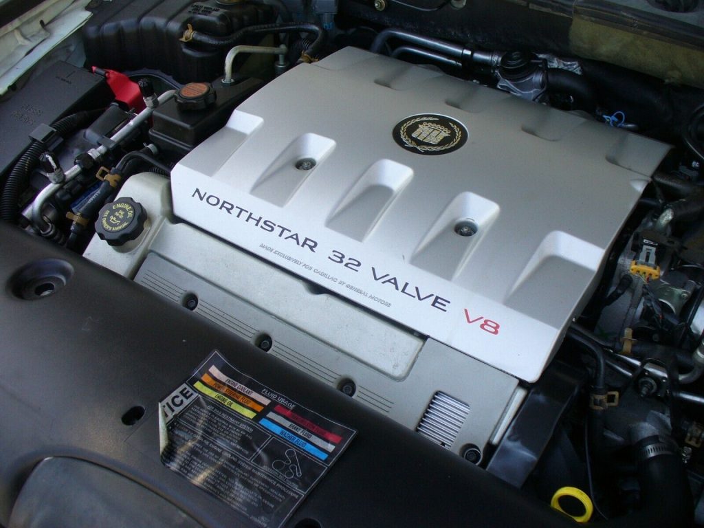 2000 Cadillac Deville hearse [pristine shape]