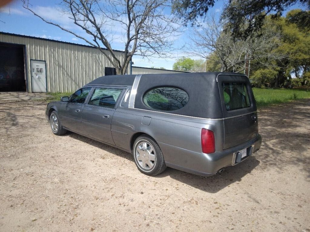 2004 Cadillac Hearse [by Federal Coachbuilders]