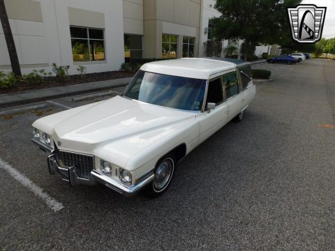 1971 Cadillac Superior Crown Sovereign Landulet Hearse [1 of 450 made] for sale