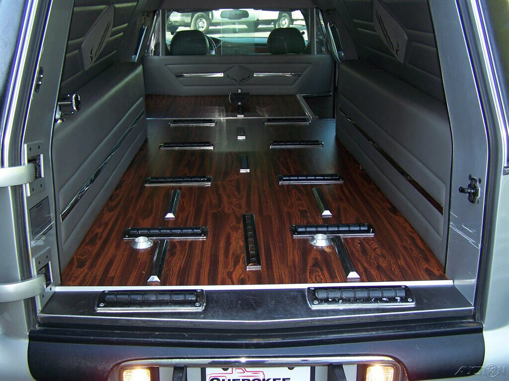 2001 Cadillac Deville Superior Hearse [class all the way]