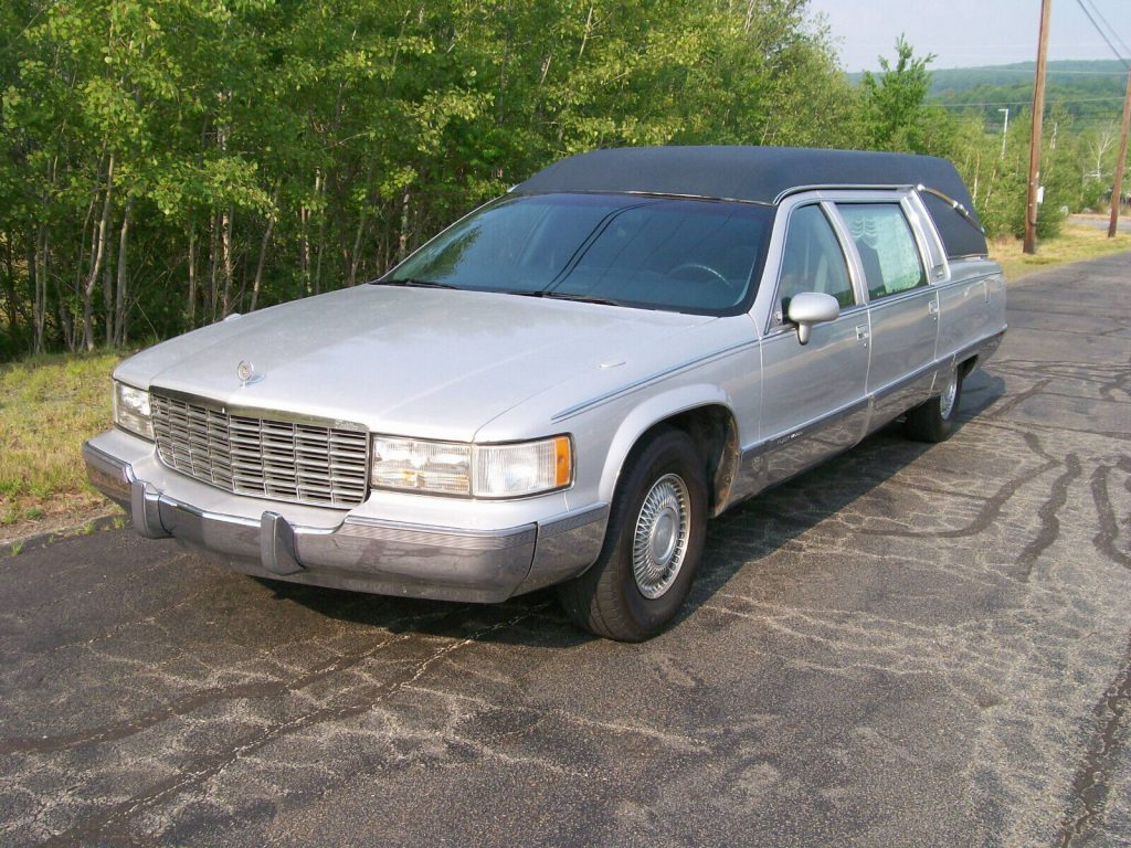 1994 Cadillac Fleetwood Superior hearse [very solid with no rust]
