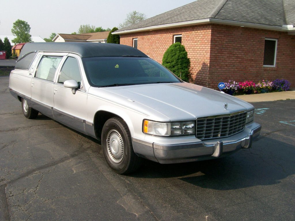 1994 Cadillac Fleetwood Superior hearse [very solid with no rust]
