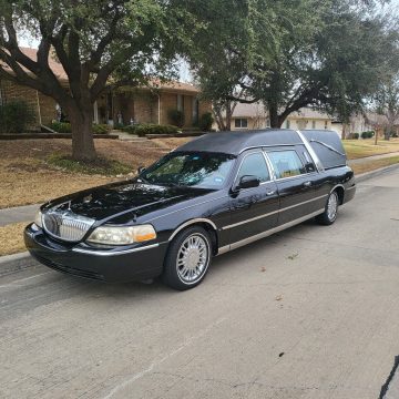 2007 Lincoln Hearse [many custom features] for sale