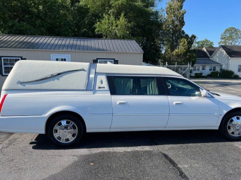 2009 Cadillac Superior Hearse [great shape] for sale