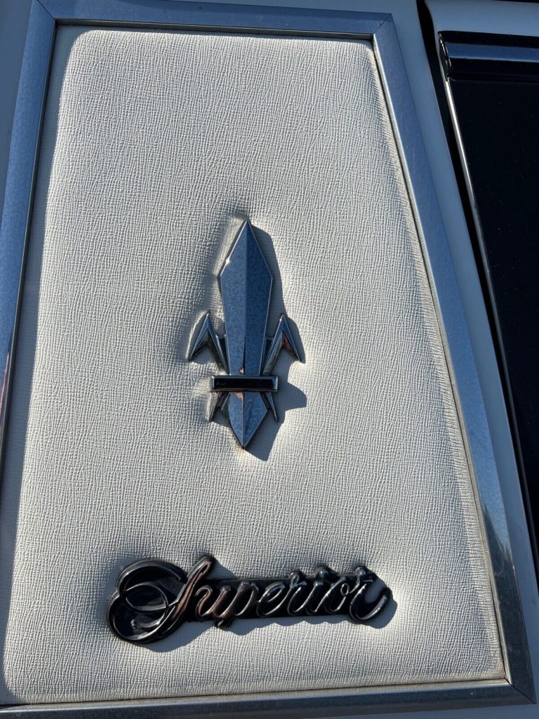 2009 Cadillac Superior Hearse [great shape]