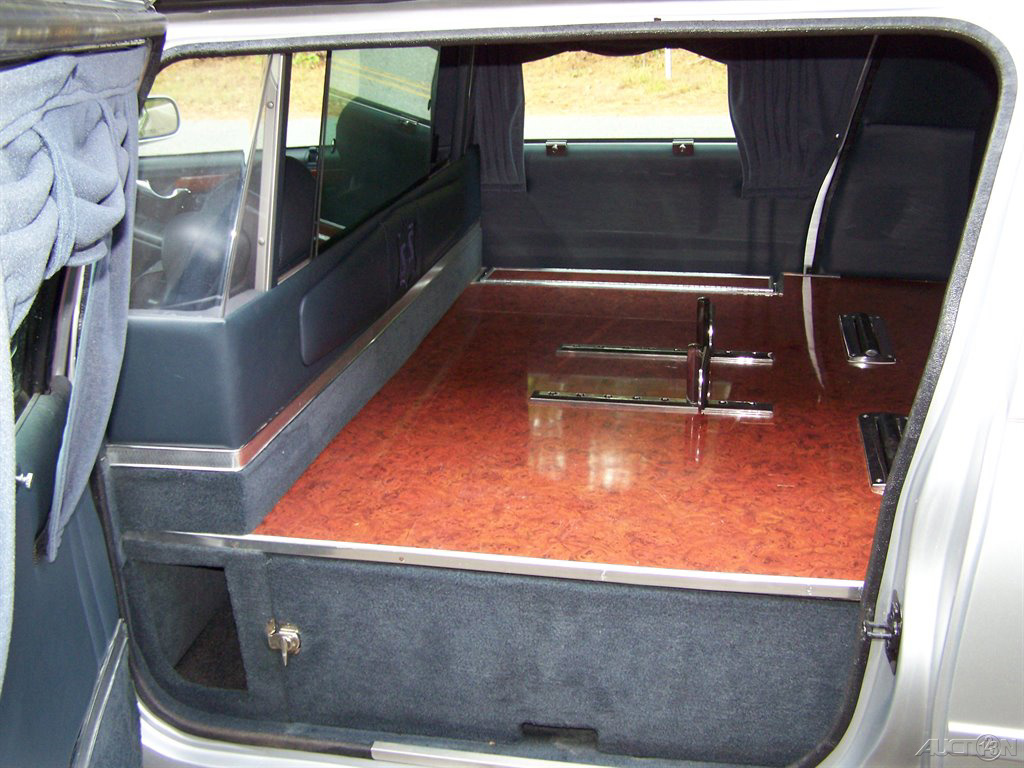 2002 Cadillac Deville S&S Hearse [well maintained]